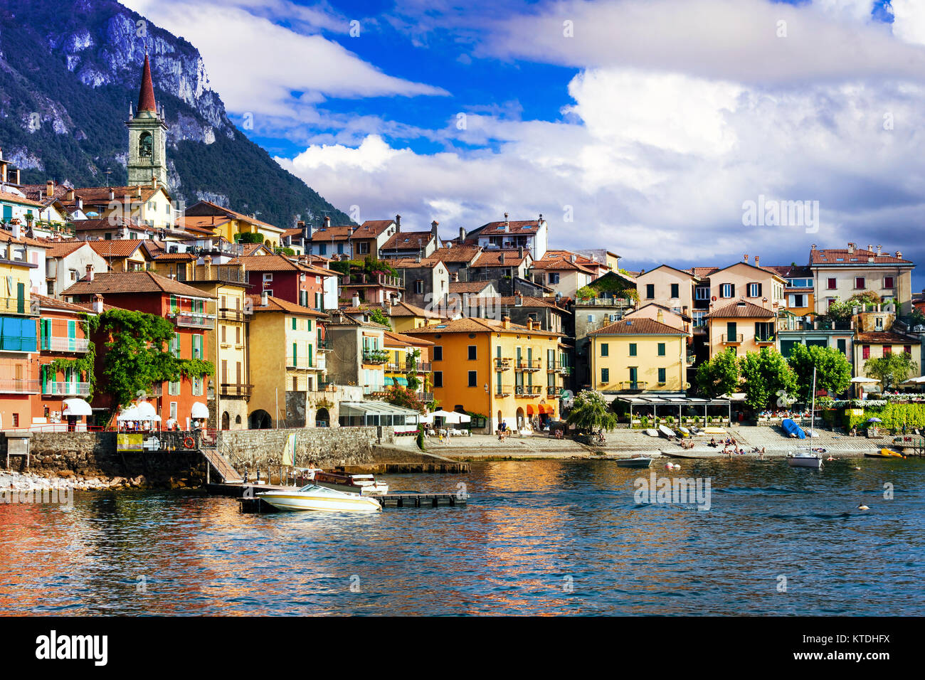Bella Varenna village,Lago di Como,Lombardia,l'Italia. Foto Stock