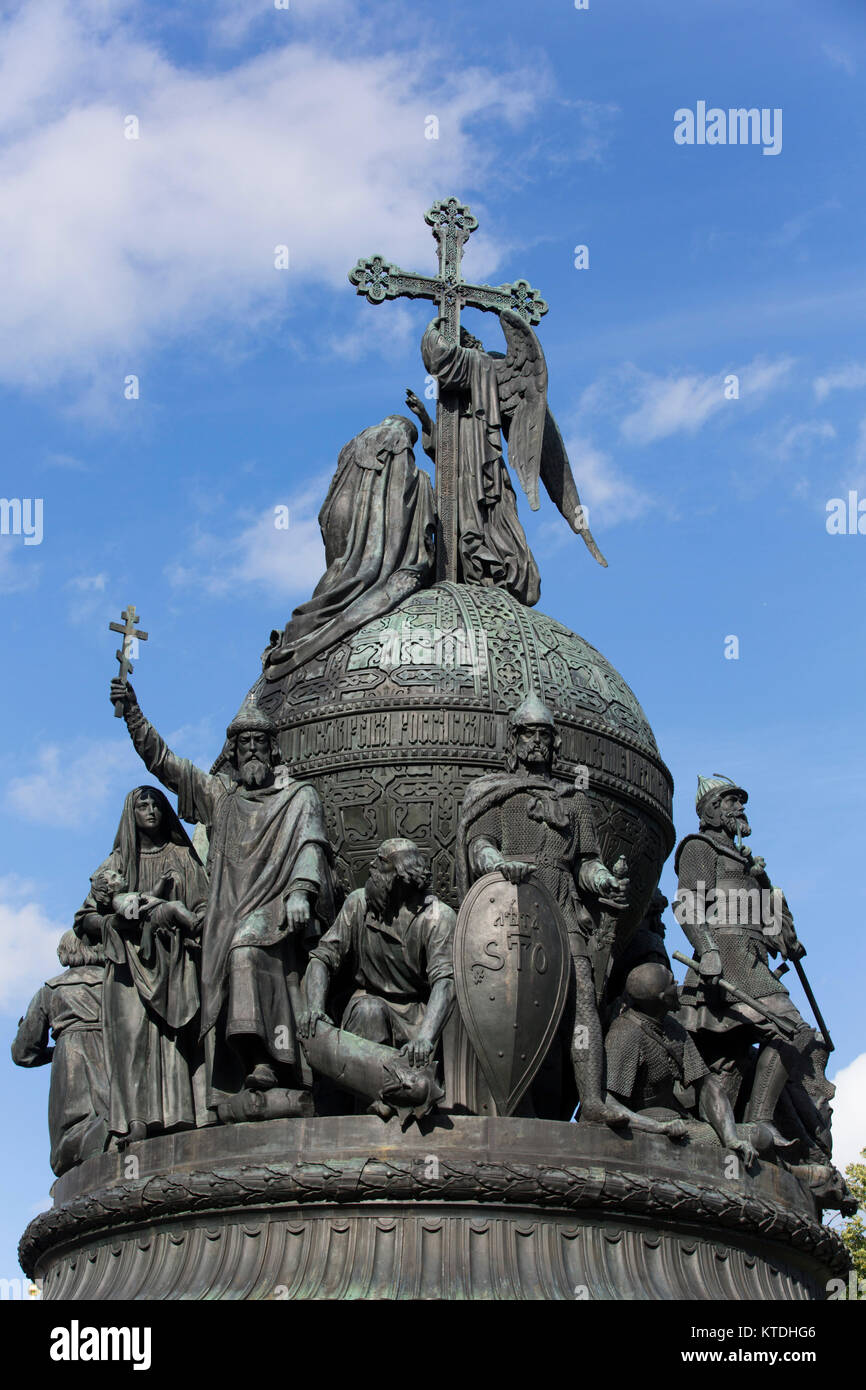 Monumento millenario,1862, il Cremlino, Sito Patrimonio Mondiale dell'UNESCO, Veliky Novgorod Oblast di Novgorod, Russia Foto Stock