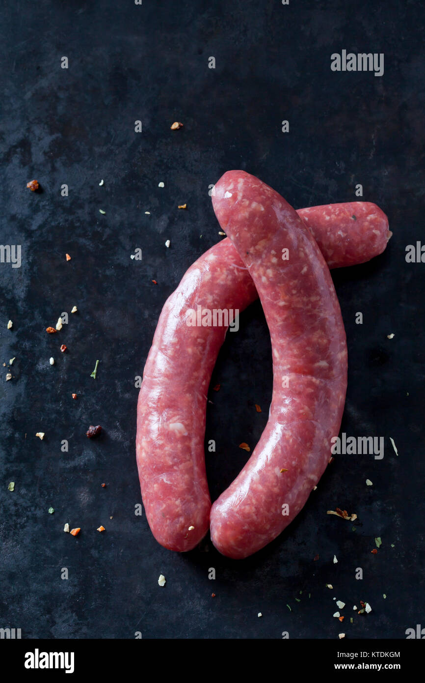Fresche salsicce fritte Foto Stock