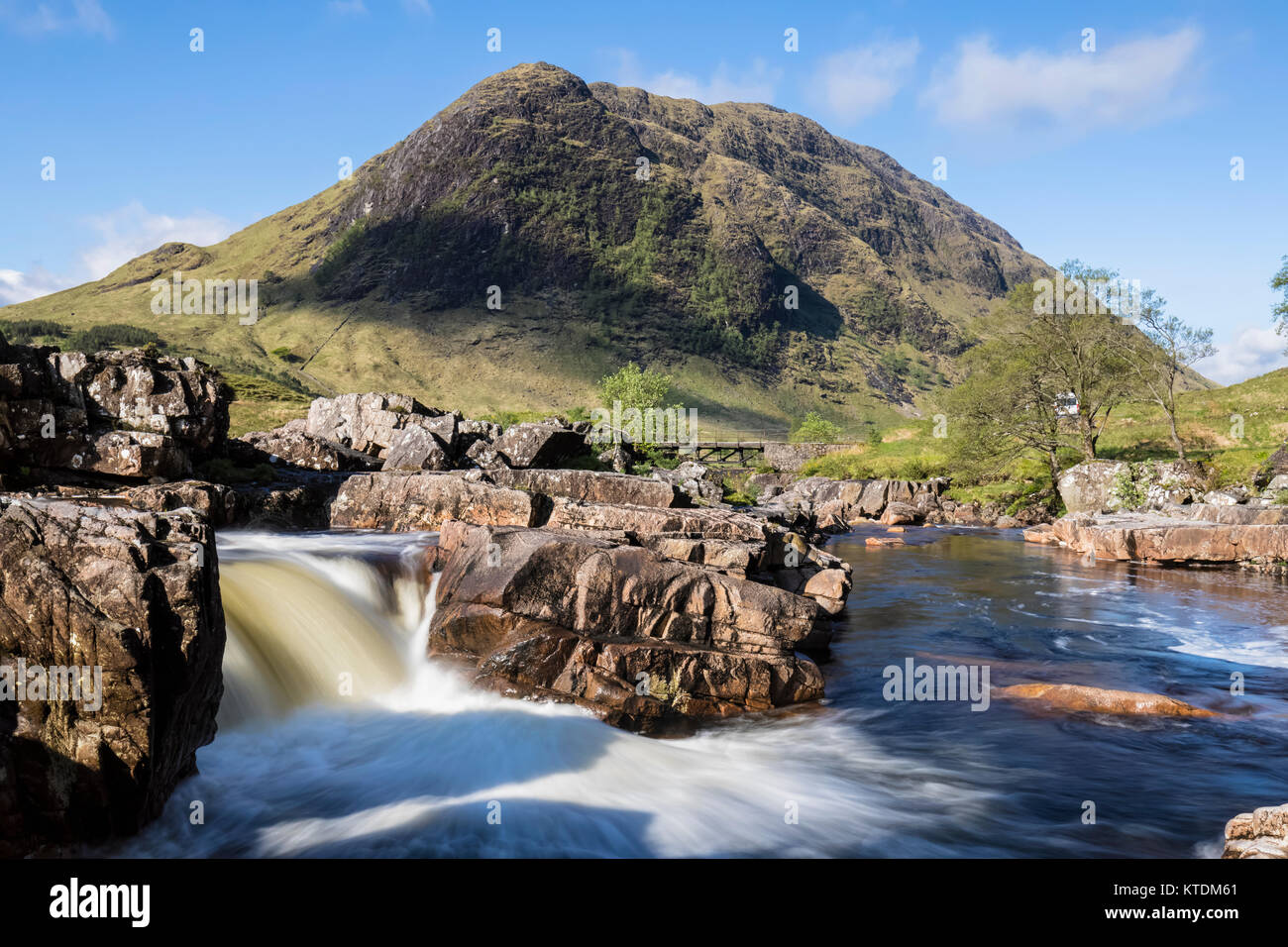Gran Bretagna, Scozia, Highlands scozzesi, Glen Etive, Etive Fiume Fiume, Etive cade Foto Stock