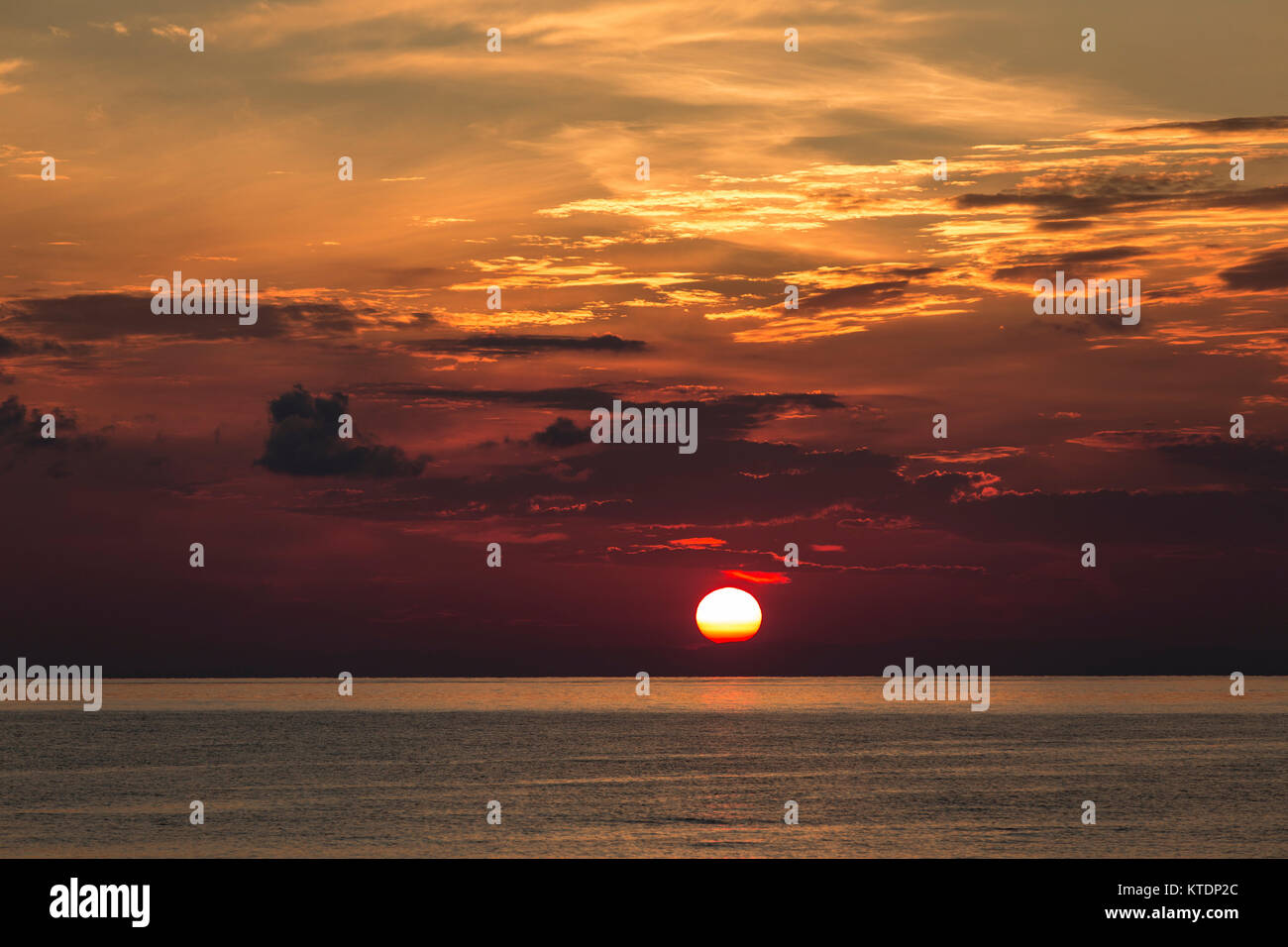 L'Italia, isole Eolie, Stromboli, sunrise Foto Stock