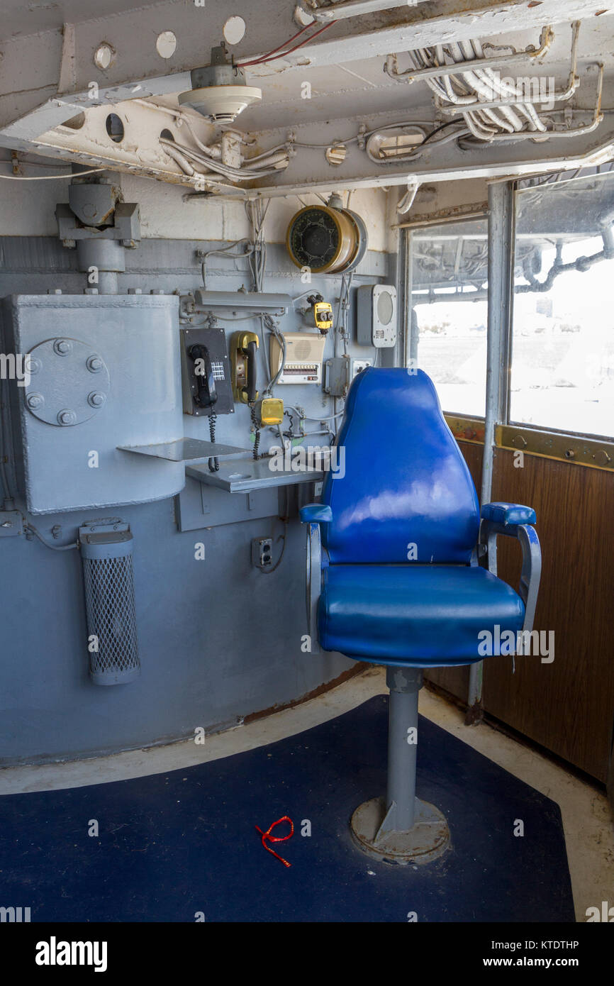 Admiral's bandiera ponte con l'Ammiraglio la sedia sulla USS New Jersey Iowa classe corazzata, Fiume Delaware, New Jersey, Stati Uniti. Foto Stock