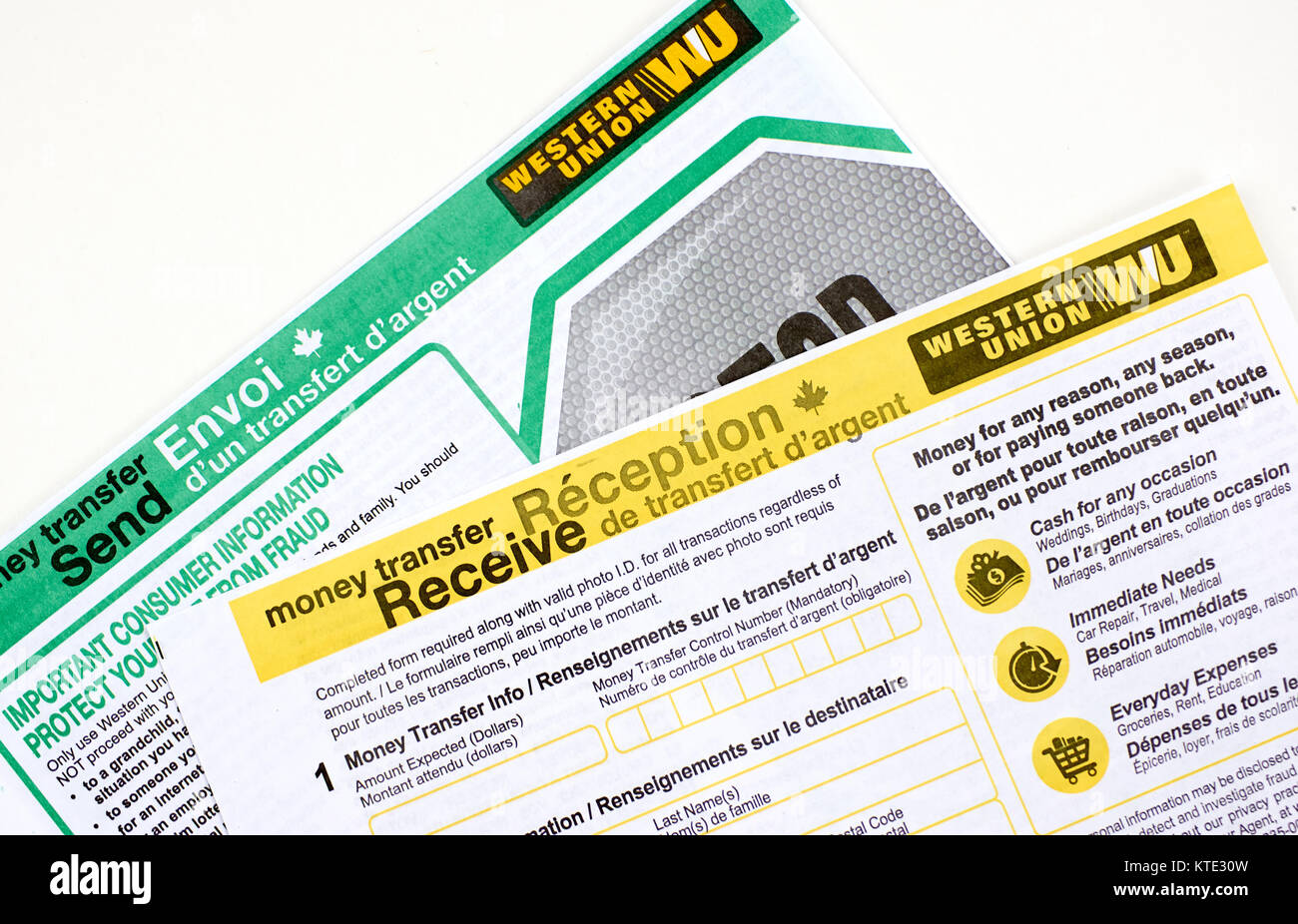 MONTREAL, Canada - 30 luglio 2017 : Western Union moduli su uno sfondo bianco. La Western Union si tratta di una società di servizi finanziari americani e communic Foto Stock
