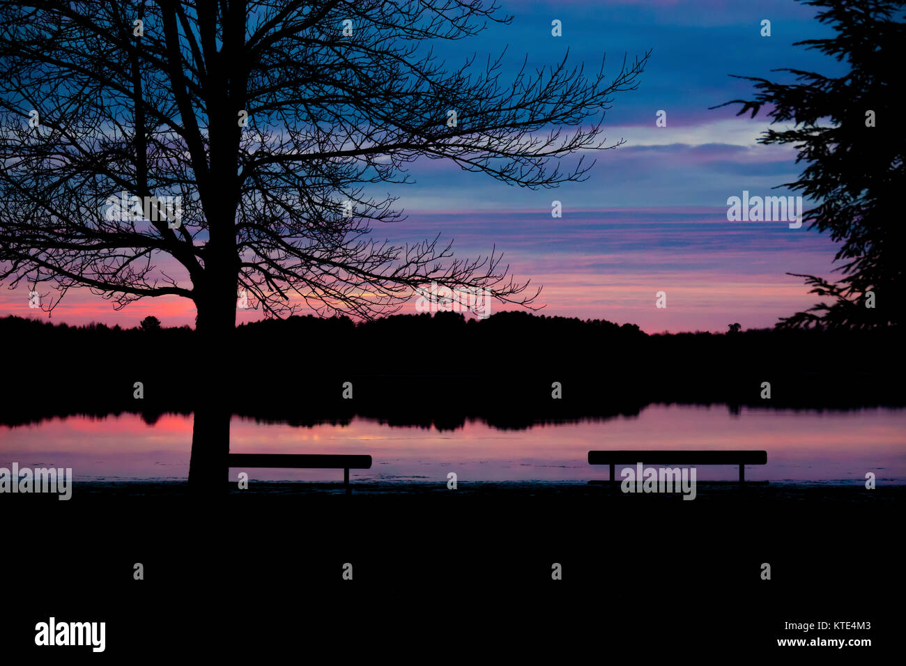 Tramonto su Connor del lago in Wisconsin settentrionale. Foto Stock