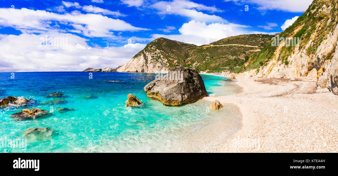 Impressionante spiaggia di Petani,l'isola di Cefalonia,Grecia. Foto Stock