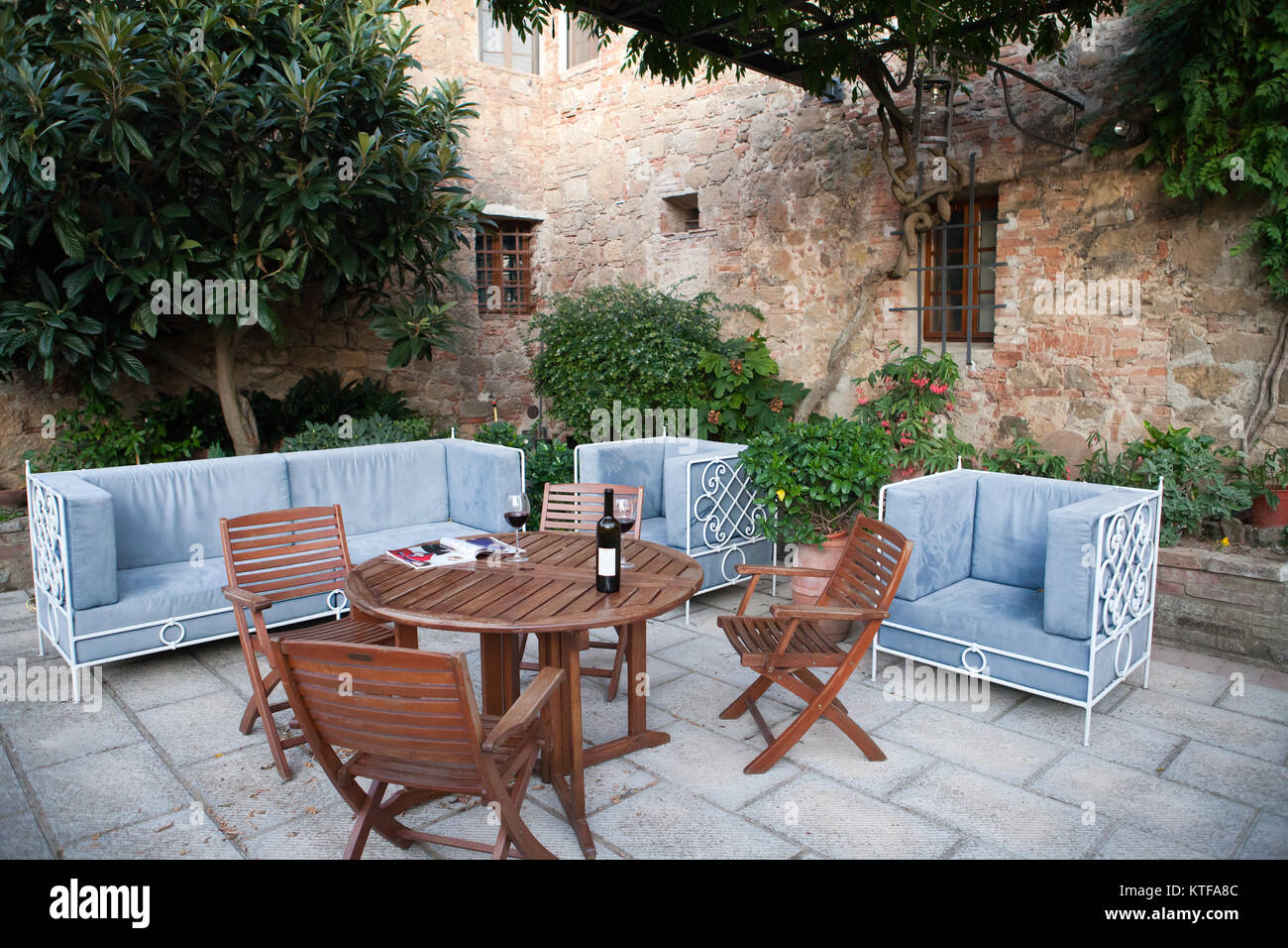 Monticchiello - Borgo medievale nelle vicinanze di Pienza . Toscana. Italia Foto Stock