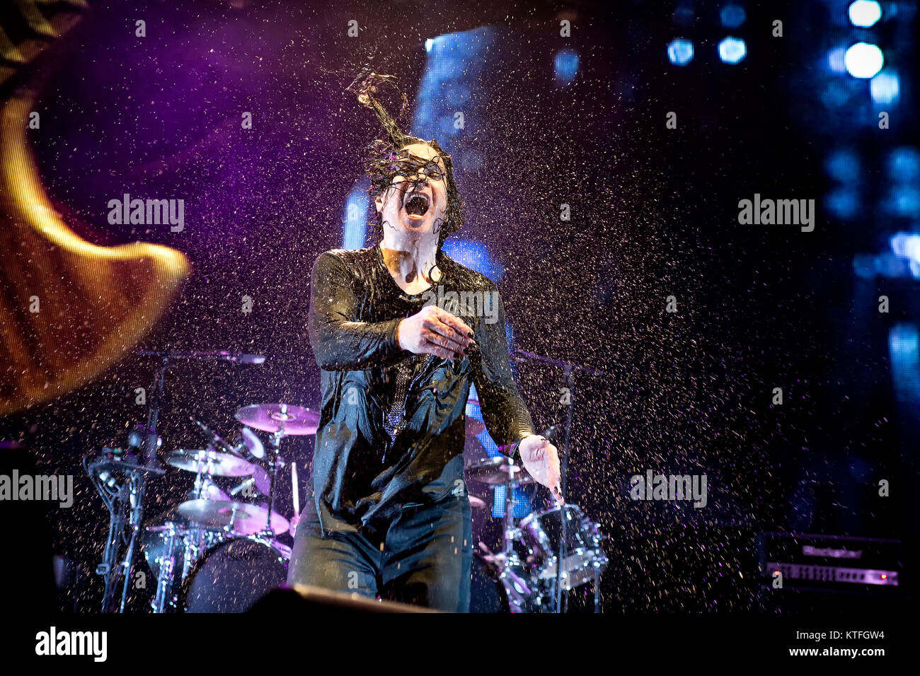 Il cantante inglese, cantautore e personalità televisiva di Ozzy Osbourne esegue un concerto dal vivo a Oslo Spektrum come parte del "Ozzy e amici tour" nel 2012. Ozzy Osbourne è meglio conosciuto come il cantante degli inglesi rock band Black Sabbath. Norvegia, 31/05 2012. Foto Stock