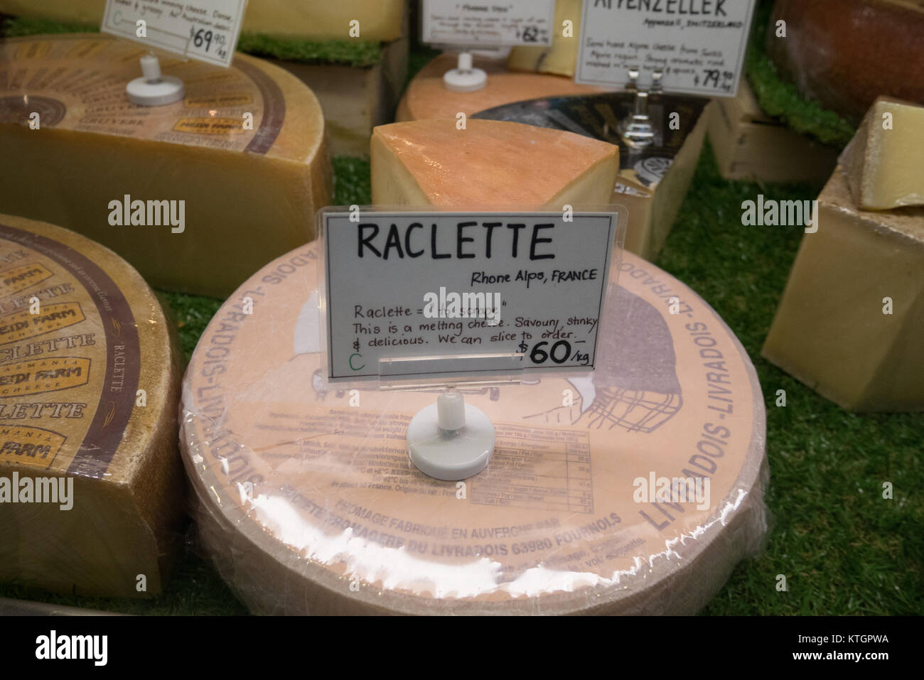 La raclette è un formaggio svizzero Foto Stock