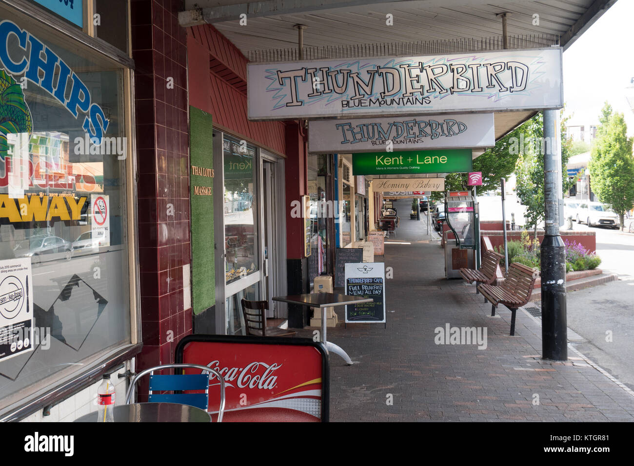 Strada tranquilla nella città di Katoomba Foto Stock