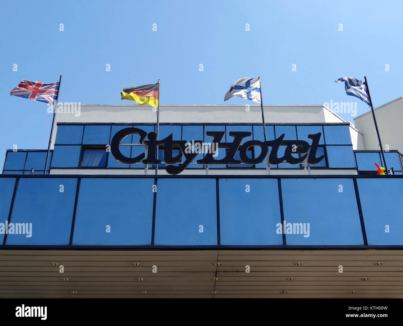 Una fotografia del BDG Hotel City scattata l'11 luglio 2013, che mostra l'architettura e il design moderni di questo hotel urbano situato nel centro della città. Foto Stock