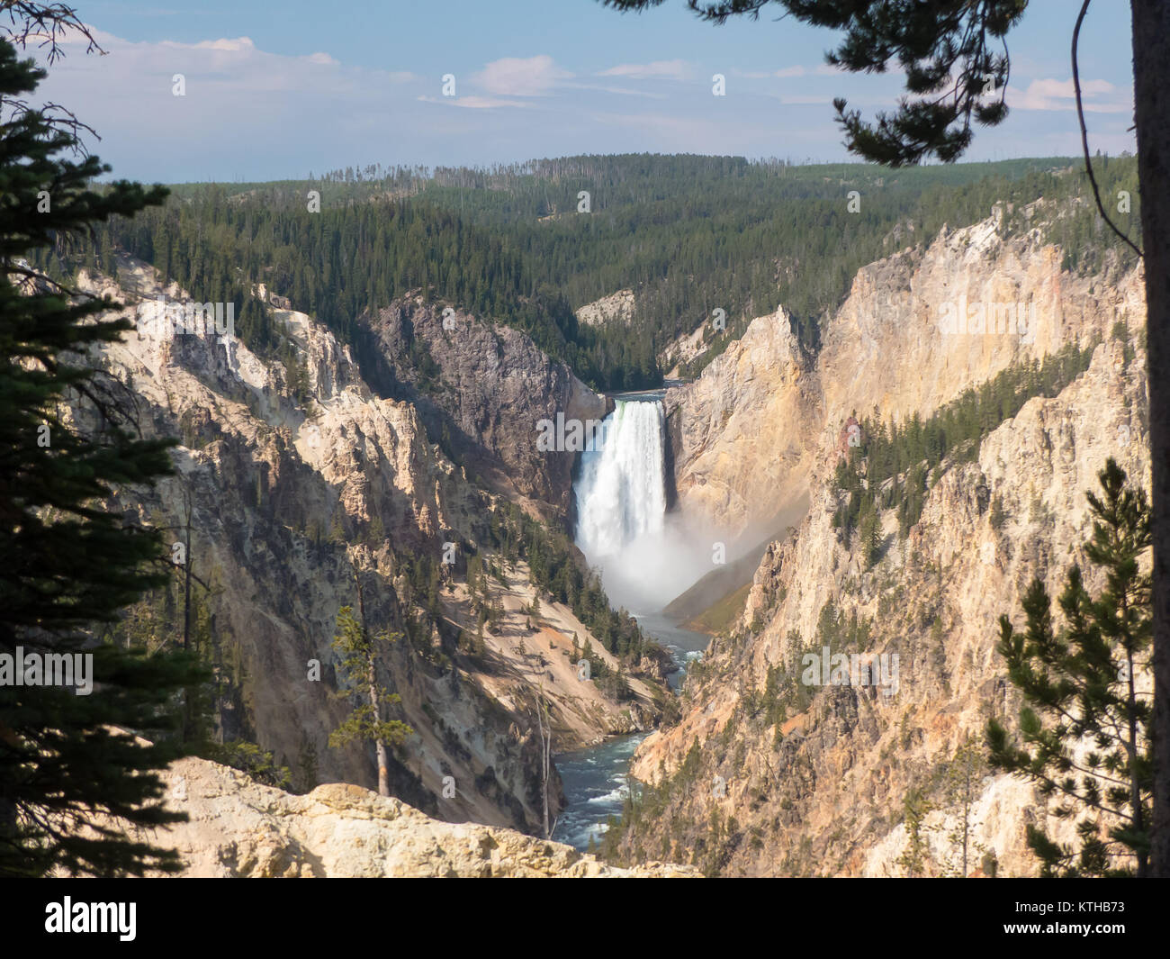 Yellowstone NP, Wyoming: le Cascate Inferiori, da South Rim Drive Foto Stock