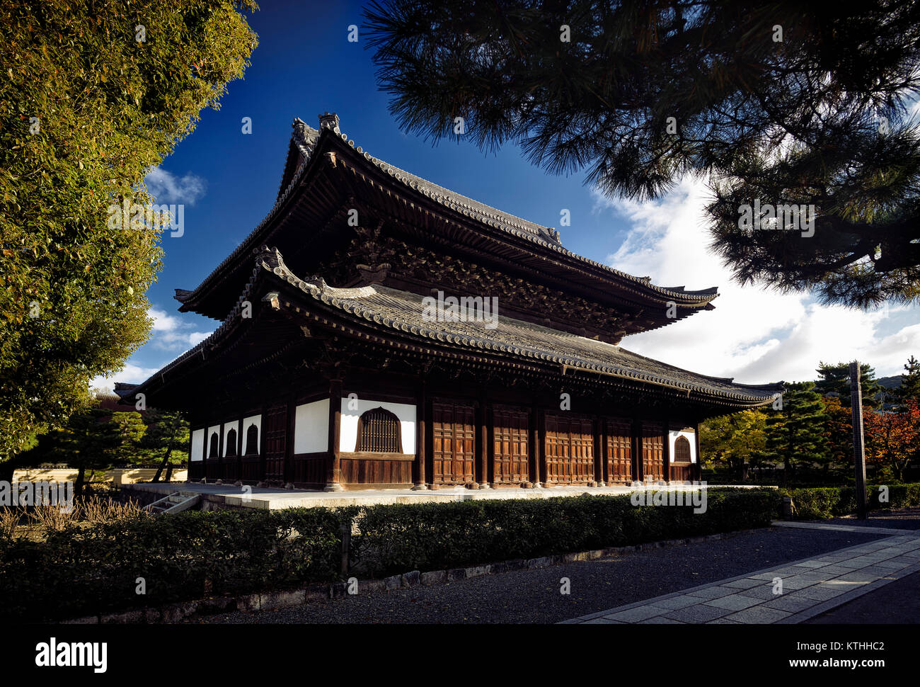 Sala principale, Hatto di Kennin-ji, Kenninji, storico Zen giapponese tempio buddista, in alba. Kennin-ji è considerato uno dei più importanti Foto Stock