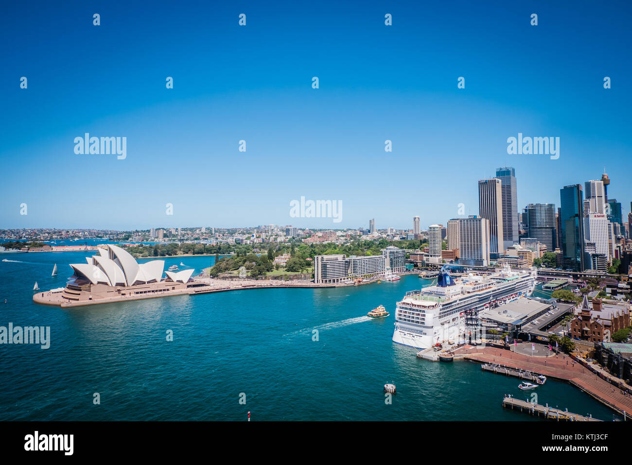 La città di Sydney vista dalla parte superiore del ponte del Porto di Sydney Foto Stock