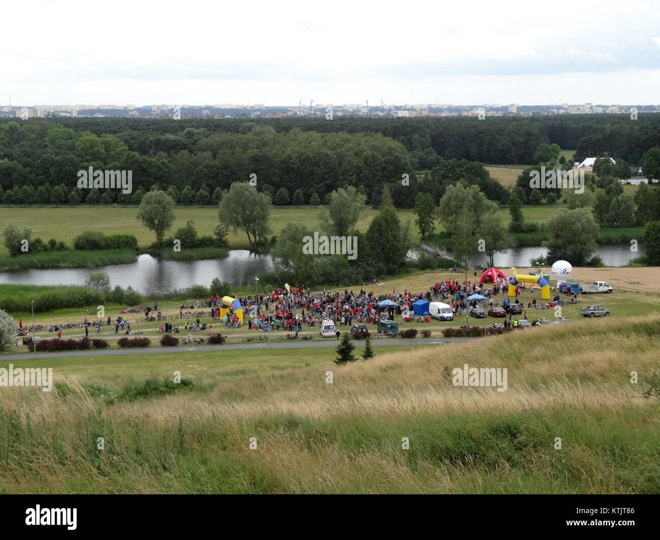 La vista di BDG LKPiW da GM, catturata nel giugno 2014, offre una prospettiva sul paesaggio architettonico o urbano della zona. Foto Stock