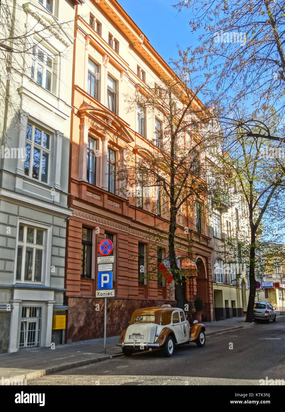 Una vista dell'Hotel Bohema in Polonia, evidenziandone l'architettura e il design nell'aprile 2015. Foto Stock