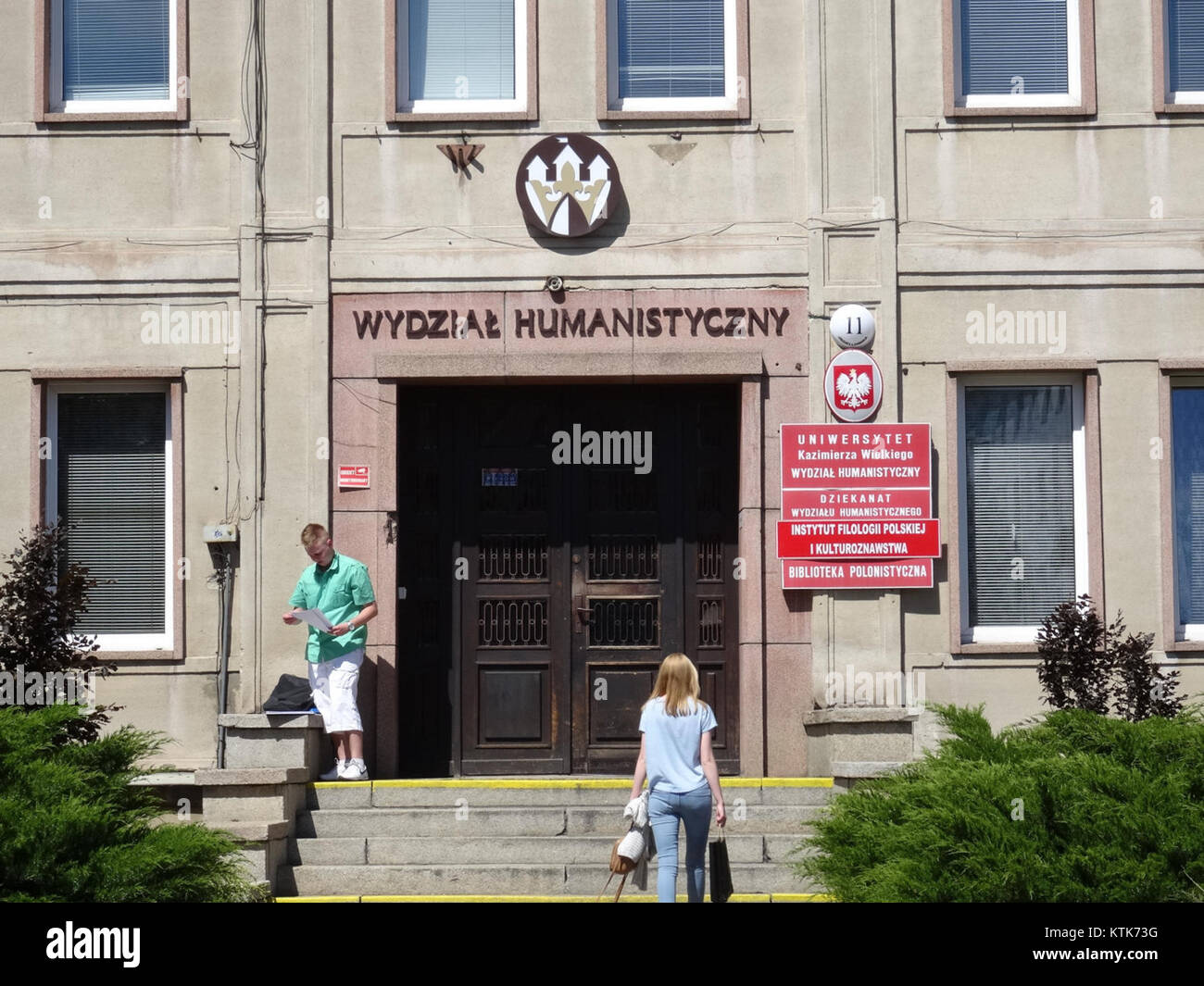 Un edificio moderno situato in Jagiellonska 11, 4 6 nel 2015, probabilmente parte di uno sviluppo urbano o di un progetto architettonico in una città o regione. Foto Stock