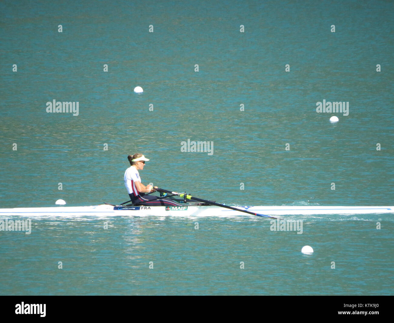 I Campionati del mondo di canottaggio 2015, svoltisi ad Aviron, presentavano competizioni di alto livello nel canottaggio, con atleti provenienti da tutto il mondo che gareggiavano per titoli mondiali in varie categorie. Foto Stock