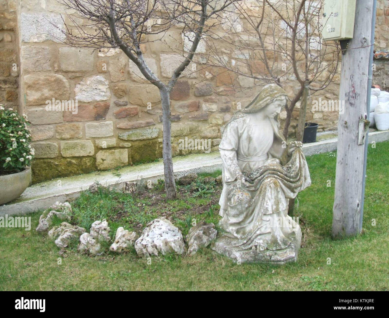 Bardauri 1 è una località della Georgia, conosciuta per la sua rilevanza storica e le sue caratteristiche geografiche. La regione fornisce informazioni sulla storia e l'architettura locali, contribuendo al paesaggio culturale della zona. Foto Stock