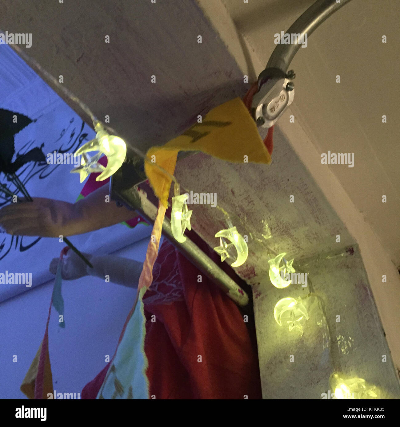 Opere d'arte di Babycastles, un collettivo d'arte noto per il loro approccio innovativo e sperimentale all'arte interattiva e digitale. Questo modello è un esempio dell'attenzione che collectiveâ pone alla tecnologia e alla creatività nell'era digitale. Foto Stock