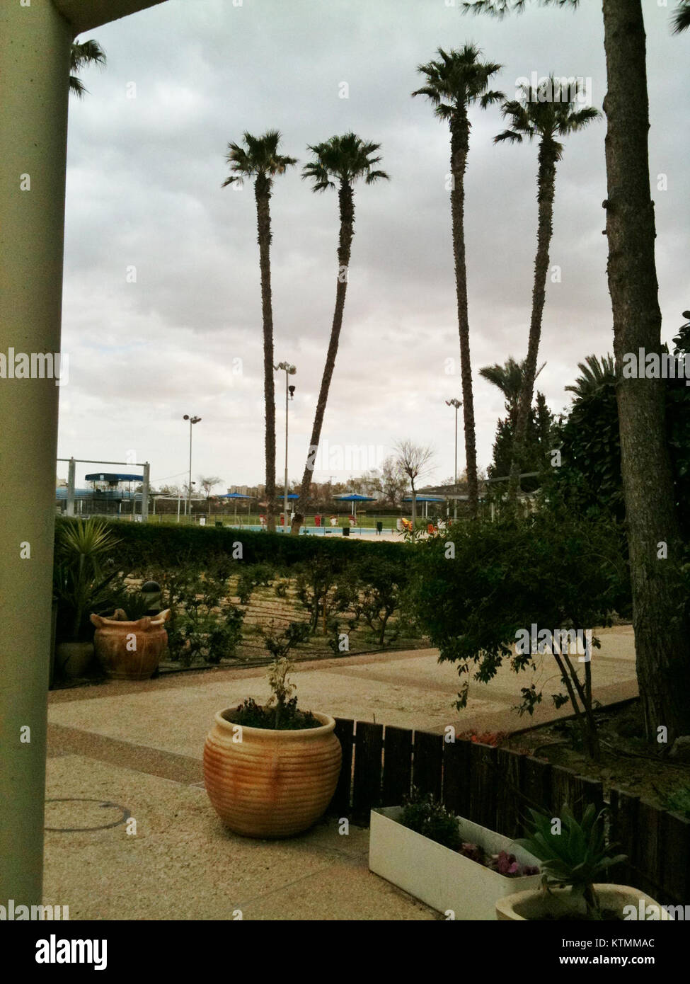 Beersheba's Country Club è un popolare locale ricreativo situato a Beersheba, Israele. Offre varie attività ricreative, tra cui golf, ristoranti e organizzazione di eventi. Foto Stock