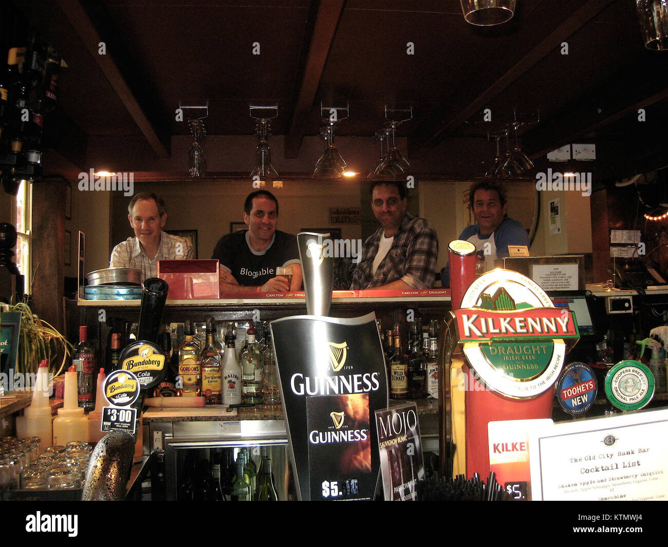 L'Aussie Tour 2007 si riferisce a un evento o viaggio significativo, probabilmente legato a un gruppo o a uno spettacolo, che si svolge in Australia durante l'anno 2007. Questo tour ha comportato spettacoli notevoli e scambi culturali in tutto il paese. Foto Stock