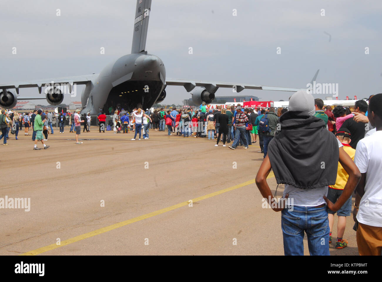 Stati Uniti Esercito nazionale del personale di guardia doveri giornalieri e di vita. Lavoro, formazione, aiutare, assistere, persone, eventi, di insegnamento e di apprendimento. Soldato, marinaio, airman, forze, forze armate, militare, della difesa, della difesa, veterano, servizio, dazio. Foto Stock