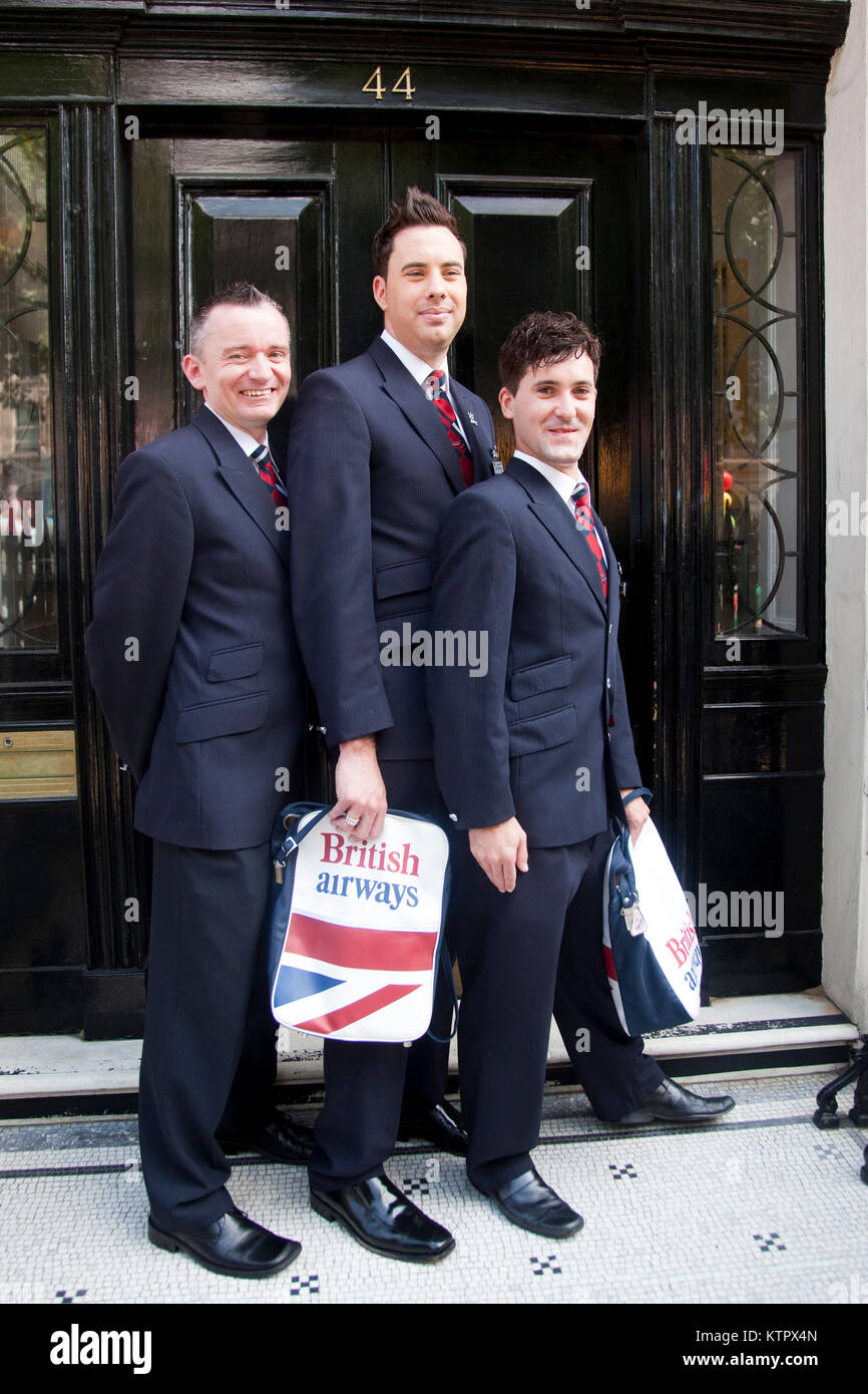 Orgoglio celebrazioni di Londra nel centro di Londra. Sfilata dei preparati. Membri della British Airways. Foto Stock