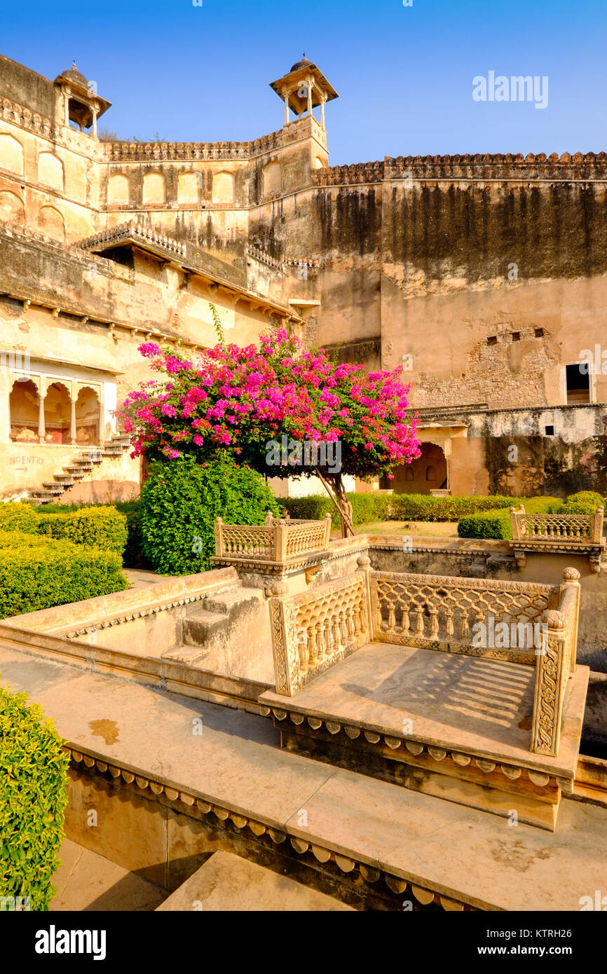 I giardini formali del Chitrashala (galleria di immagini) di Bundi Palace, Bundi, Rajasthan, India Foto Stock