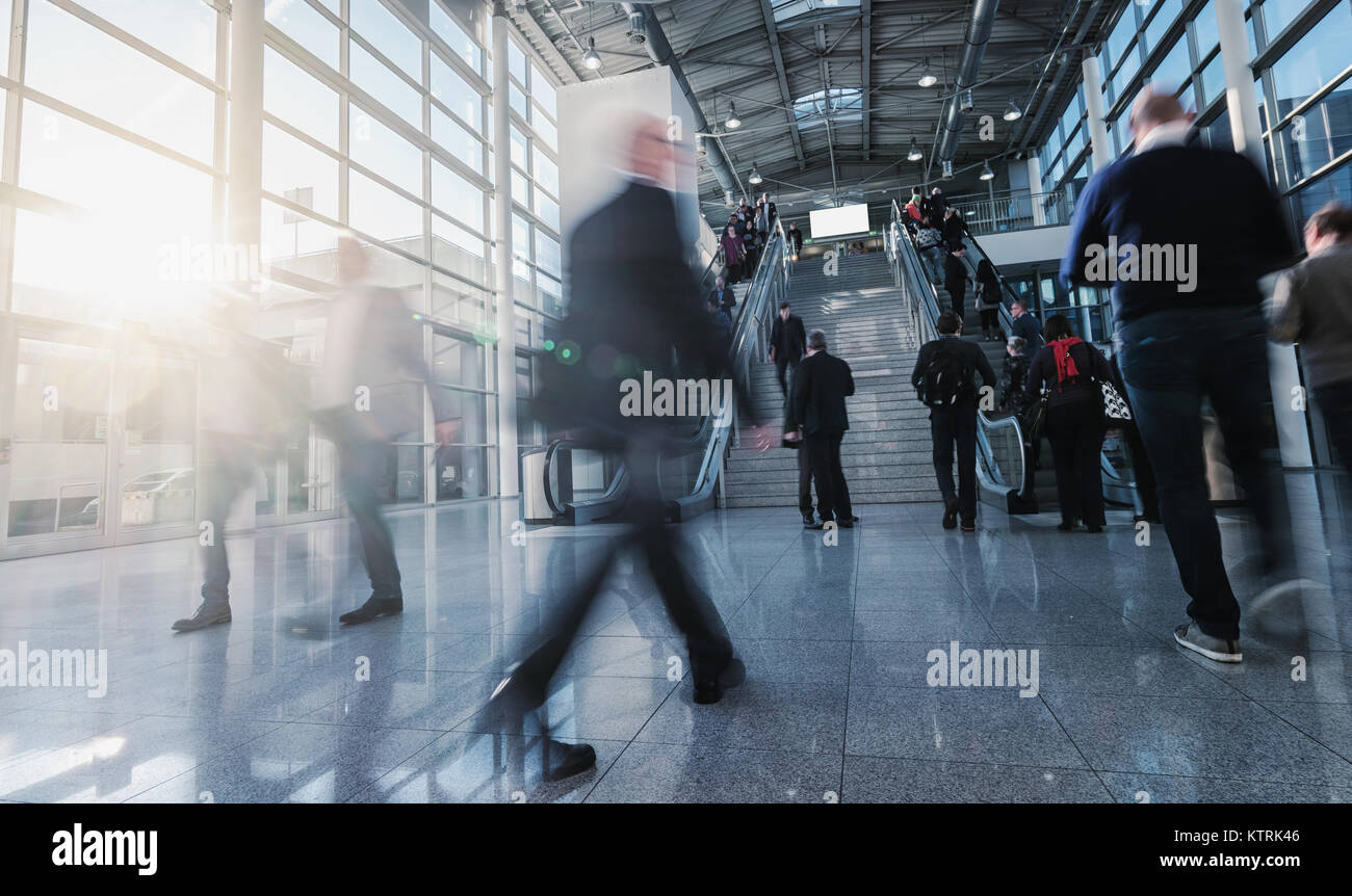 Ora di punta ad una fiera commerciale Foto Stock