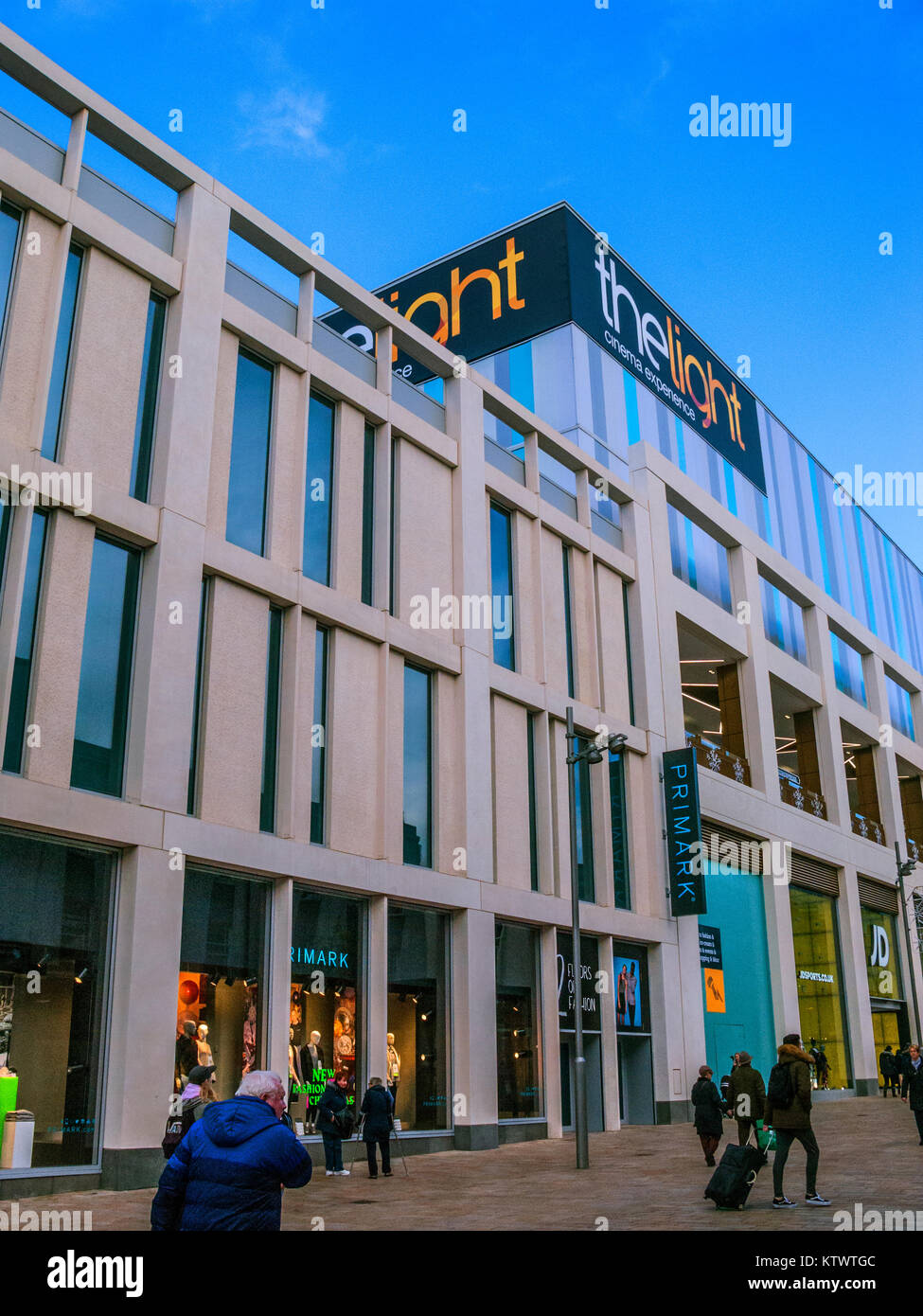 La luce del Cinema, il Moro,blue sk Sheffield Foto Stock