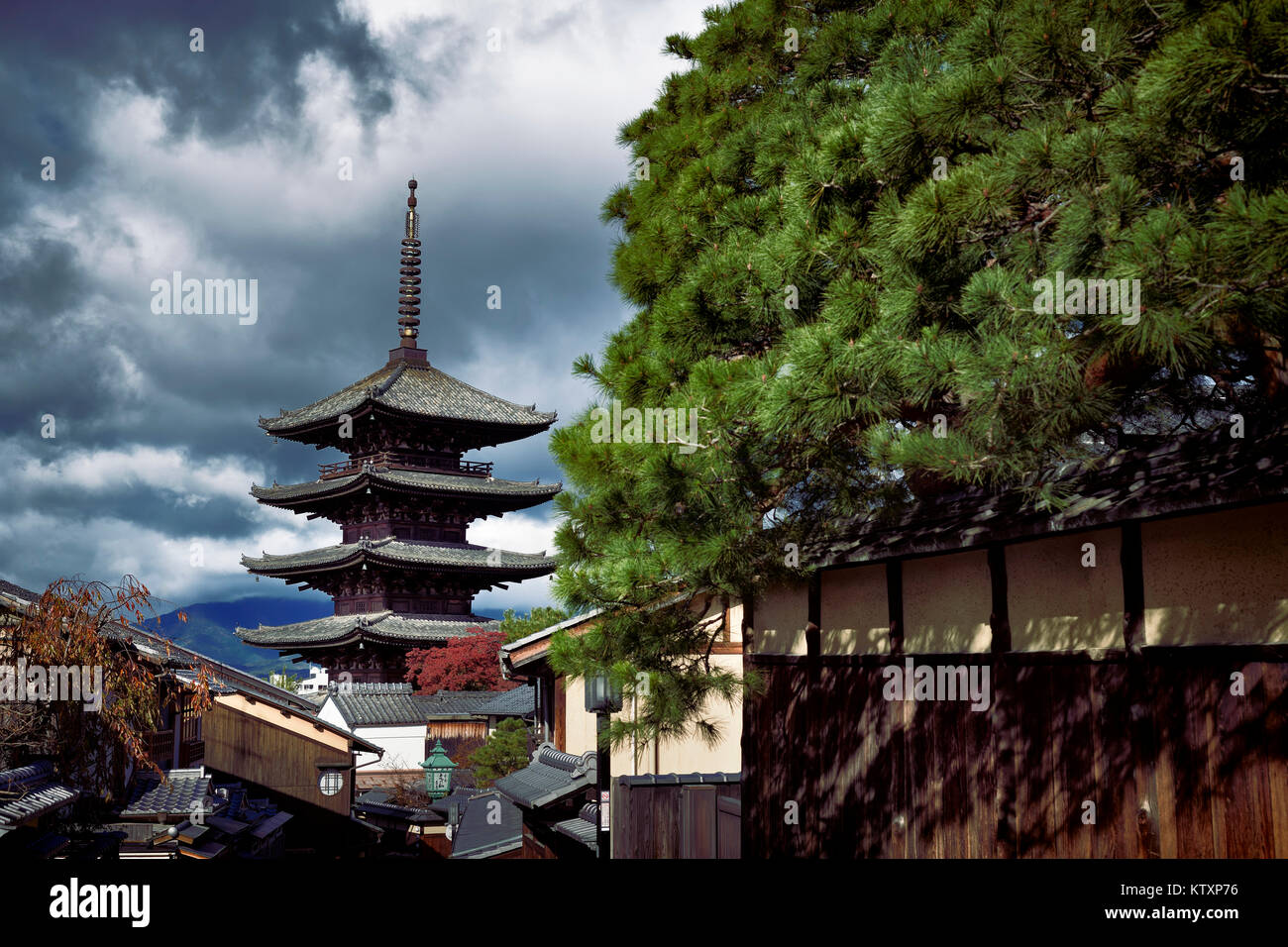 Licenza e stampe alle MaximImages.com:00 - Pagoda Yasaka di Hokanji, Tempio Hokan-ji, pagoda del tempio buddista a 5 piani a Higashiyama, Kyoto, Giappone Foto Stock