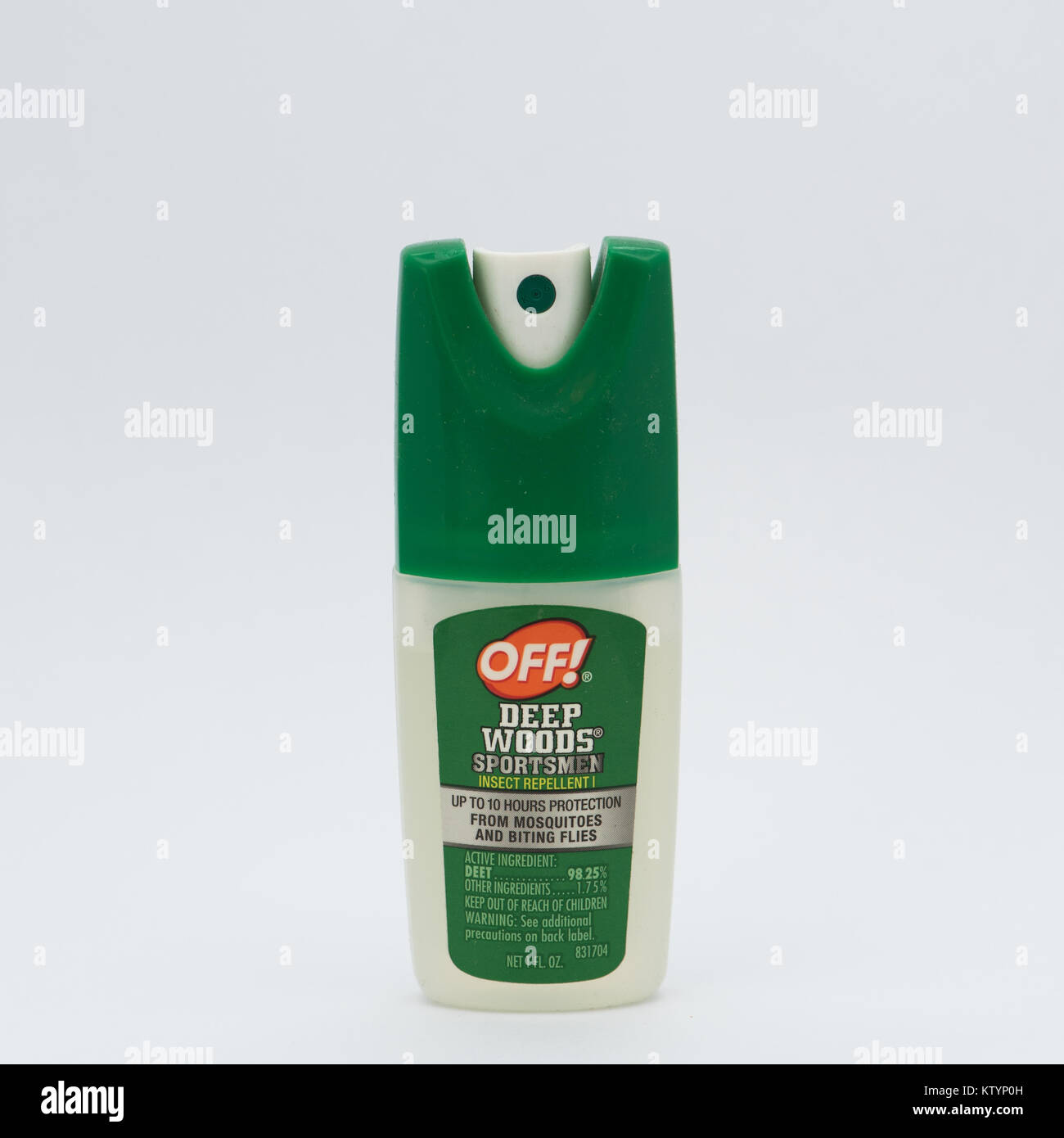 Un piccolo non aerosol bottiglia di boschi profondi sportivo Off, a spruzzo su repellente per insetti contenente 98.25% Deet. Foto Stock