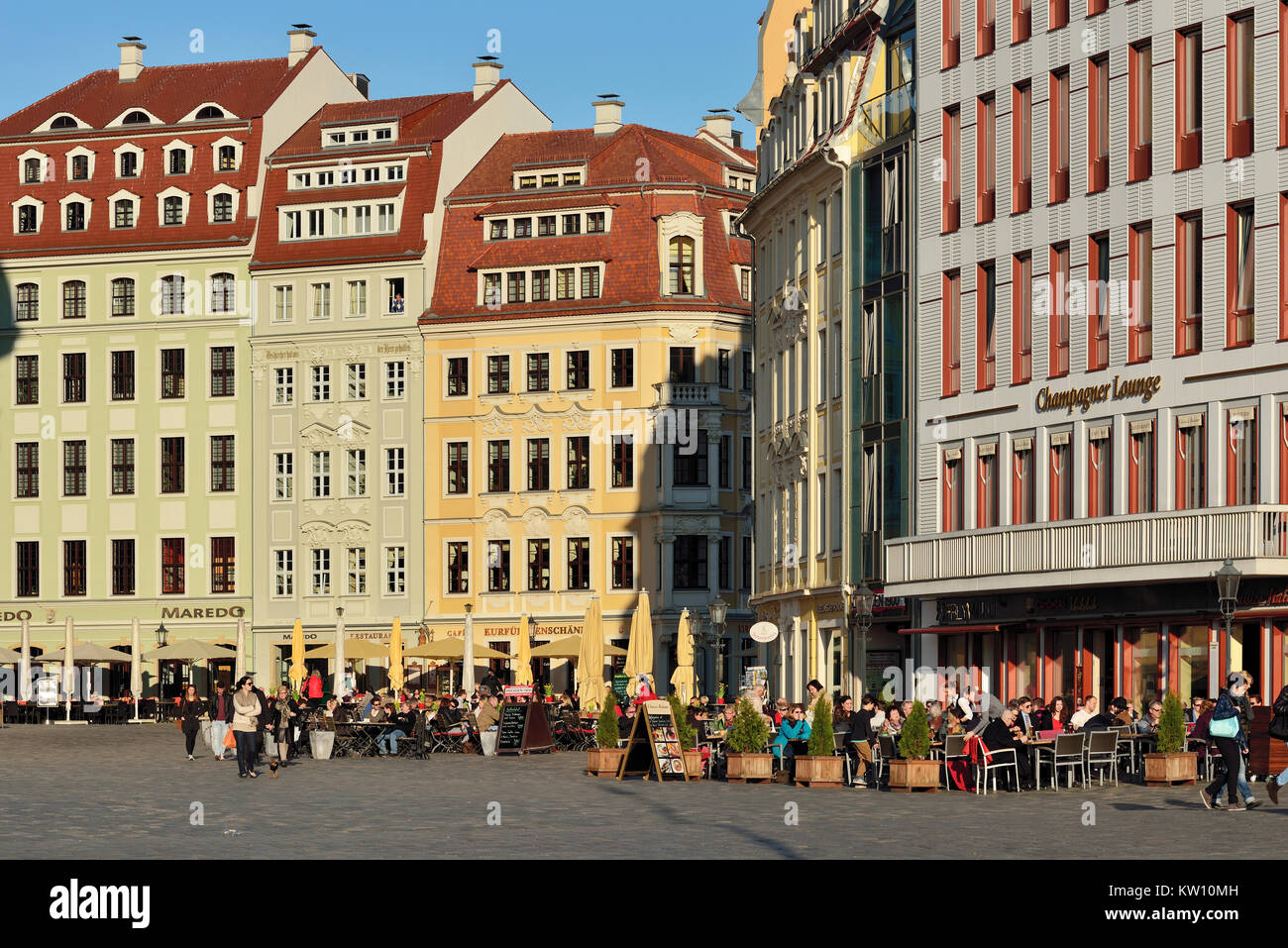 Dresda, turistiche luogo di incontro nuovo mercato, Touristentreffpunkt Neumarkt Foto Stock