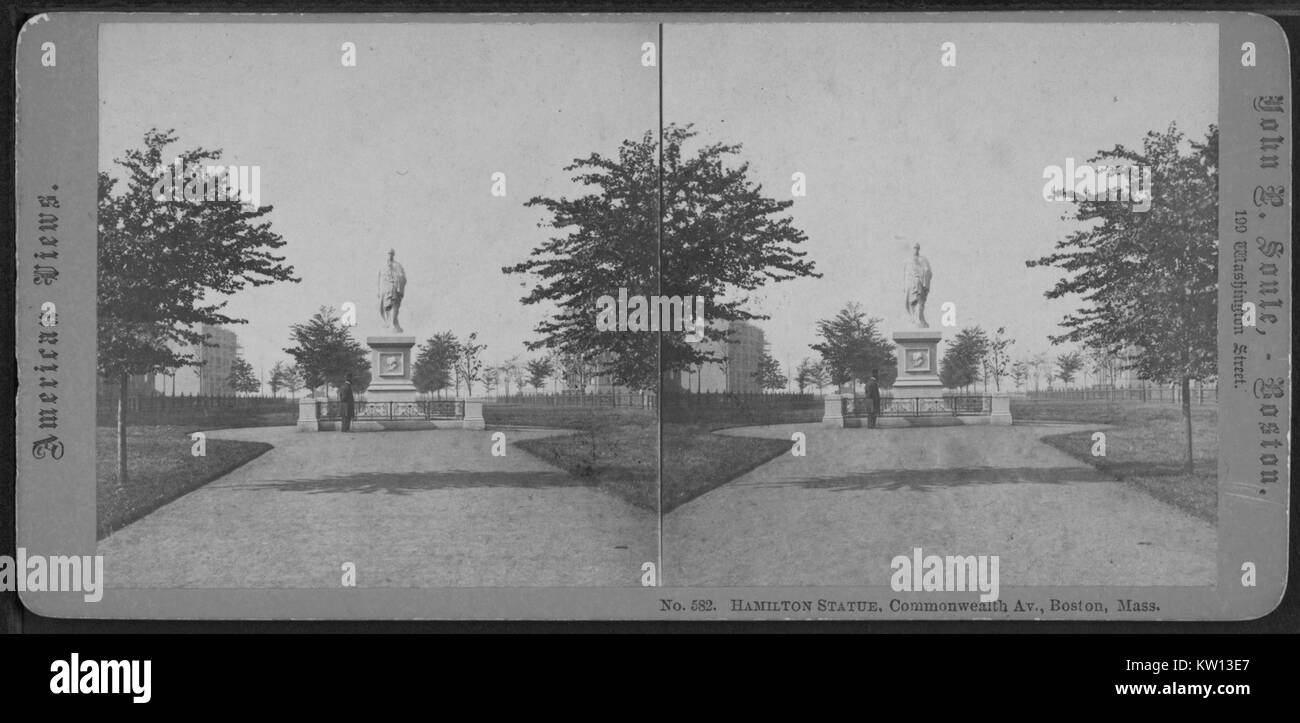 Una stereografia di una statua di Alexander Hamilton, la statua fu un dono da parte di un medico di nome Thomas Lee nel 1865, egli non era un artista addestrato e la sua tecnica ha creato una statua fragile che è difficile mantenere un singolo uomo si può osservare guardando la statua, Hamilton è stato uno dei padri fondatori degli Stati Uniti d'America, è servito come capo personale aiutante di George Washington durante la guerra rivoluzionaria americana ed è stato il primo negli Stati Uniti Segretario del Tesoro, Boston, Massachusetts, 1846. Dalla Biblioteca Pubblica di New York. Foto Stock