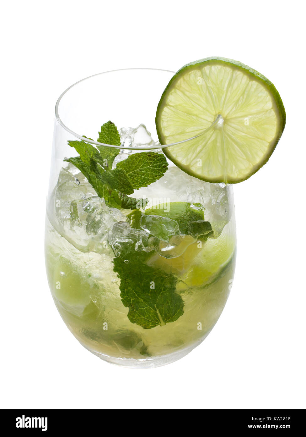 Cocktail Mojito isolati su sfondo bianco Foto Stock