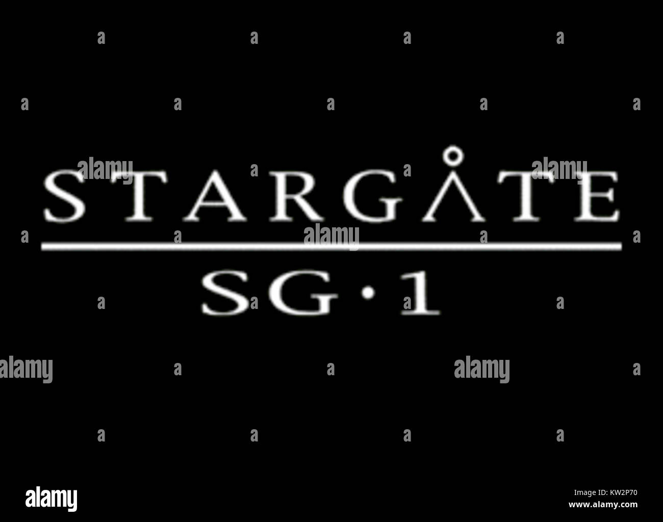 Il logo di *Stargate SG-1*, una popolare serie televisiva di fantascienza trasmessa originariamente dal 1997 al 2007. Lo spettacolo esplora le avventure di una squadra militare che viaggia attraverso antichi portali alieni, chiamati Stargates. Foto Stock