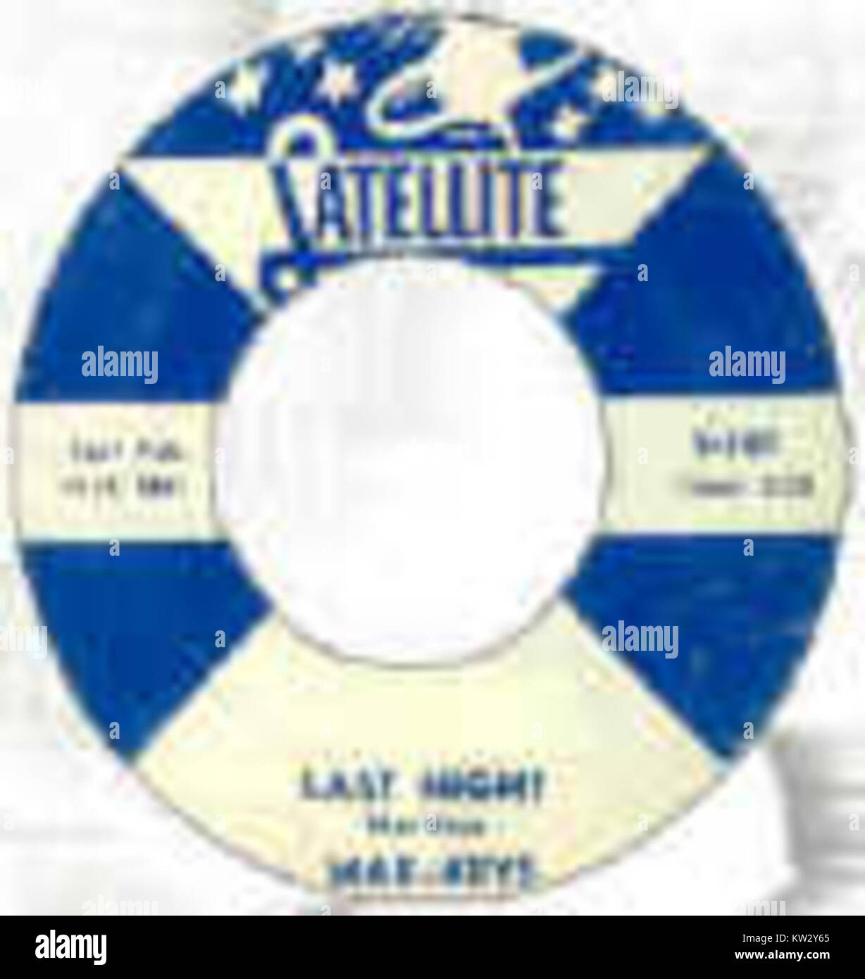 Una fotografia che cattura la bellezza serena del cielo notturno. Foto Stock