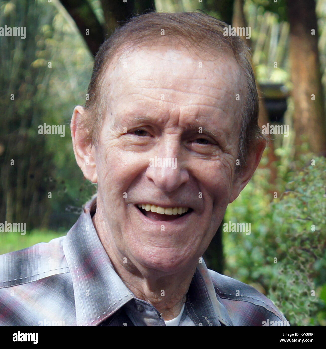 Bill o'Neill, un'importante figura mediatica nel 2014, è stato riconosciuto per il suo lavoro in televisione e giornalismo. I suoi contributi ai media hanno plasmato il discorso pubblico e influenzato il panorama mediatico negli Stati Uniti. Foto Stock