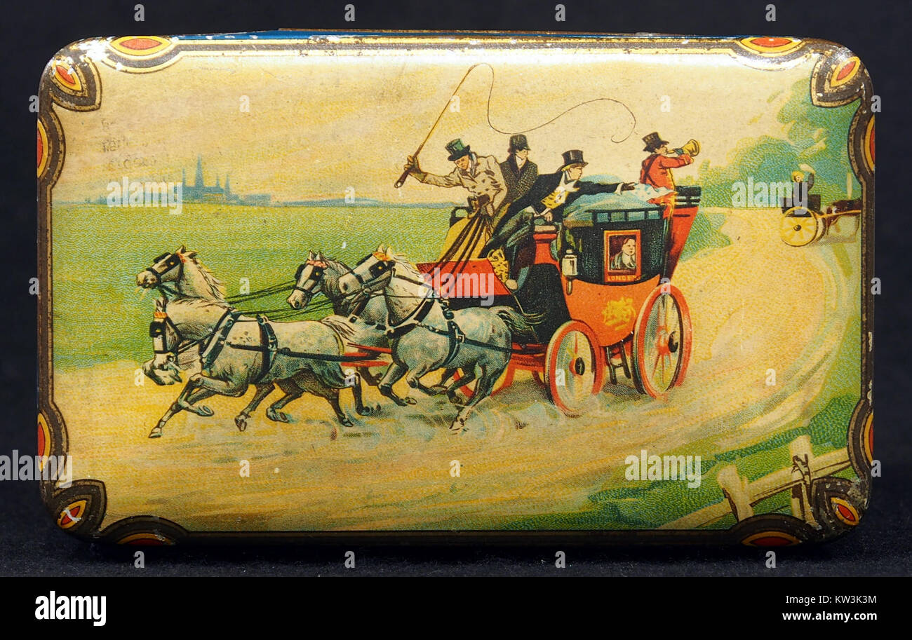 Questa immagine raffigura una scena di una caccia alla volpe, che mostra l'attività tradizionale della caccia in ambienti rurali. La fotografia cattura l'emozione e la messa a fuoco associate alla caccia in passato. Foto Stock