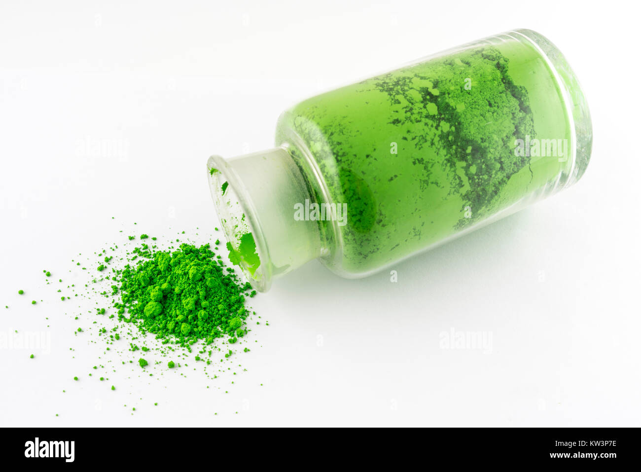 Contenitori di vetro naturale contenente pigmenti colorati in polvere Foto Stock
