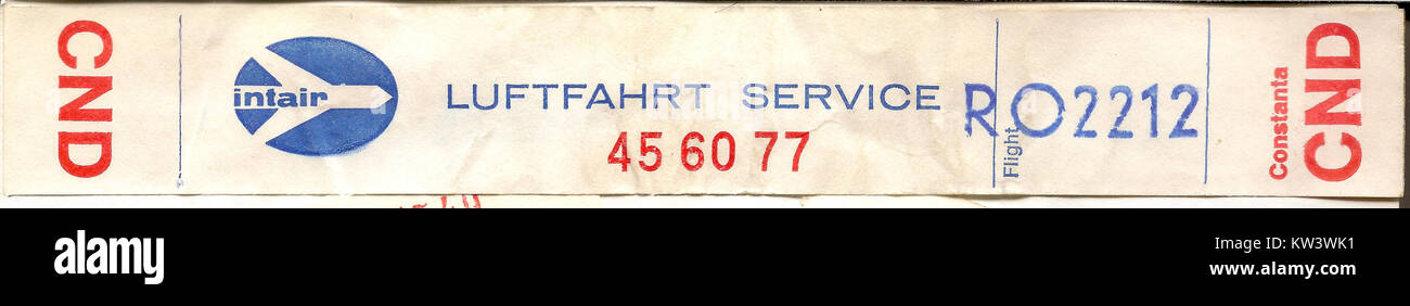 Il volo Ro 2212 del servizio Intair Luftfahrt era un volo di linea che operava da Francoforte, Germania, a Bucarest, Romania. Il volo era noto per la sua puntualità ed efficienza, servendo i passeggeri tra queste due grandi città europee. Foto Stock