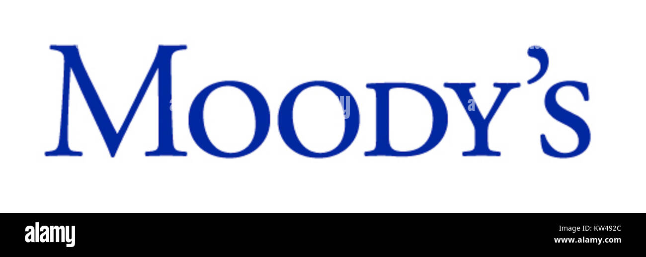 Il logo Moody's in blu è un simbolo della presenza di lunga data dell'azienda di servizi finanziari nel settore dei rating finanziari. Noto per i rating del credito, la ricerca e l'analisi dei rischi, Moody's fornisce informazioni chiave sui mercati finanziari di tutto il mondo. Foto Stock