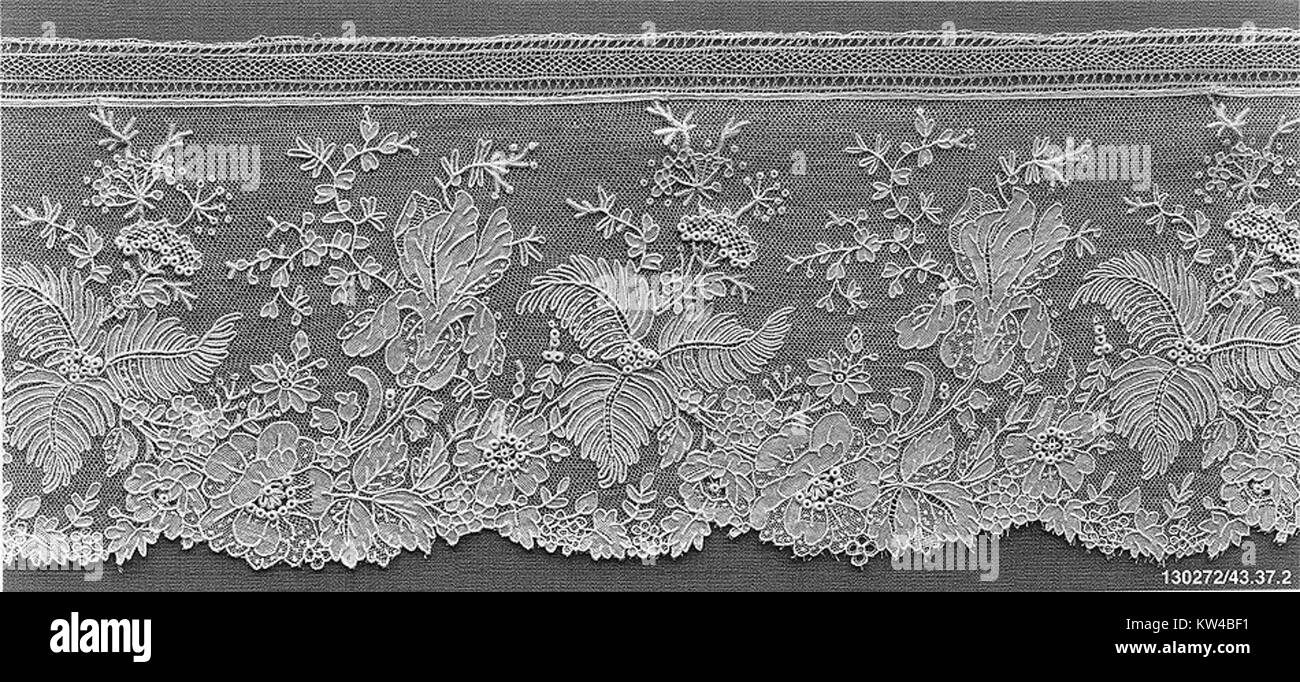 Una fotografia intitolata *Border MET 130272*, che rappresenta una rappresentazione significativa della regione di confine, possibilmente coinvolgendo paesaggi, fauna selvatica o temi sociali legati agli studi di frontiera. Foto Stock