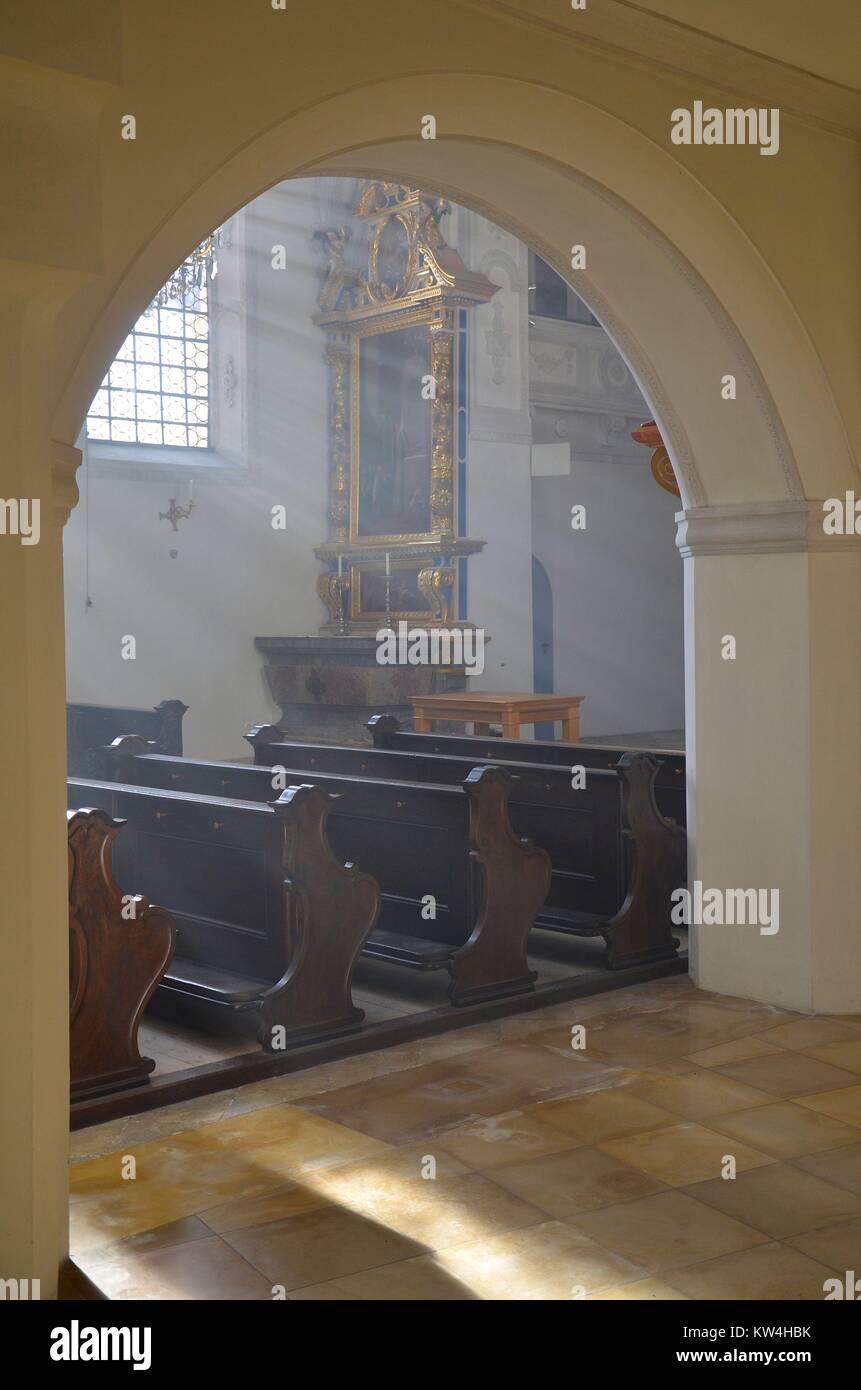 Schwabing, una parte di Monaco di Baviera, Germania): la chiesa di San Silvestro Foto Stock