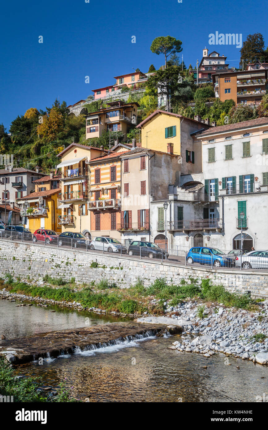 Il lago di Como il borgo di Argegno, Lombardia, Italia, Europa. Foto Stock