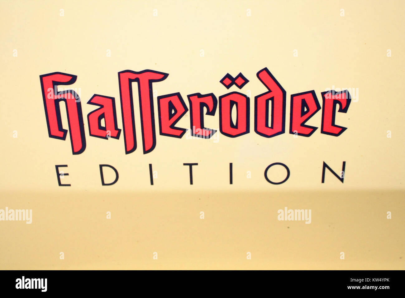 Un'edizione speciale della Peugeot 106, prodotta tra il 1996 e il 2003. Il modello fa parte della seconda generazione e presenta caratteristiche o miglioramenti unici rispetto alle versioni normali. Foto Stock