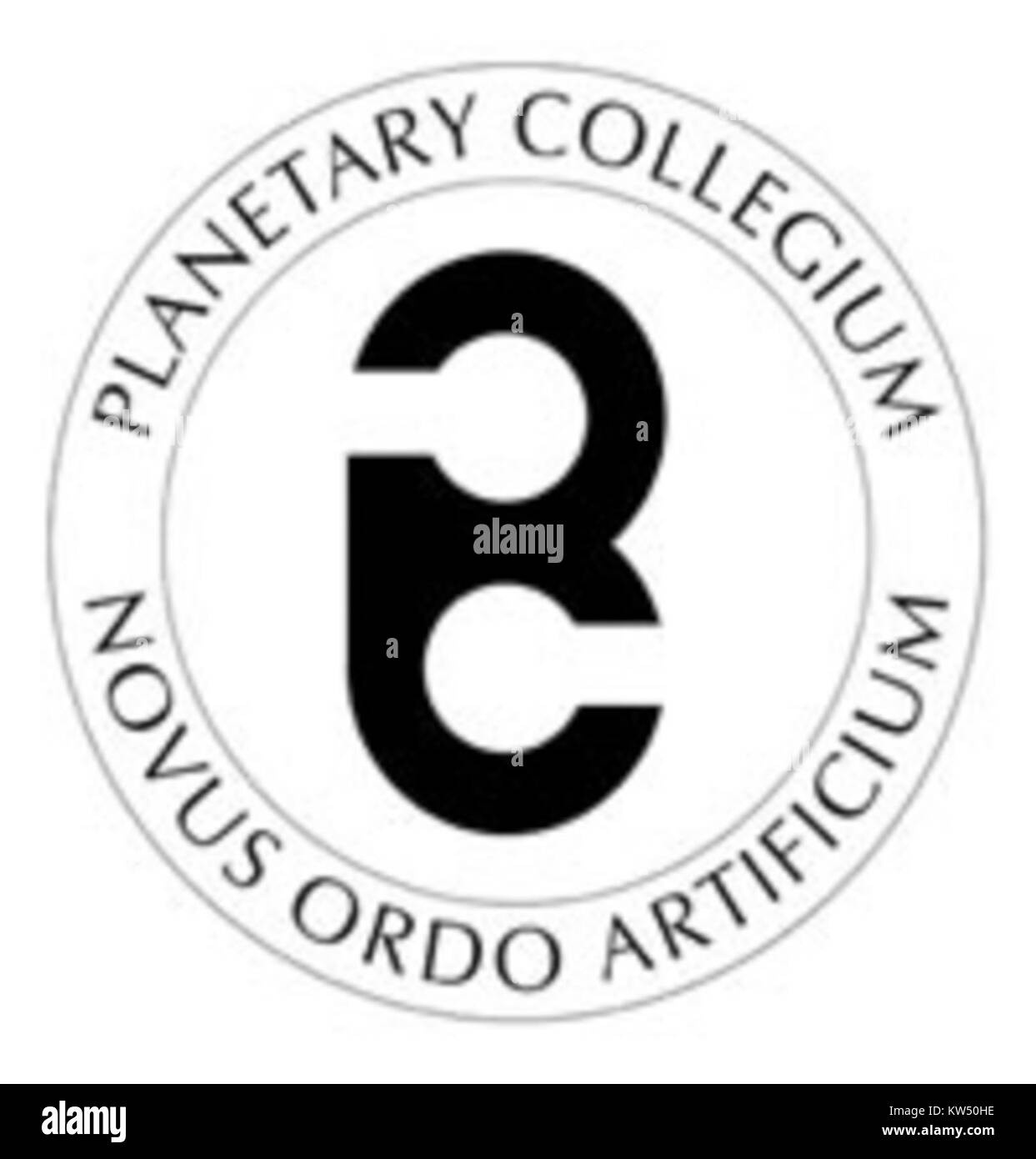 Il logo del Planetary Collegium rappresenta un'istituzione accademica focalizzata sugli studi interdisciplinari, in particolare nei campi della scienza, dell'arte e della tecnologia. Il logo simboleggia l'approccio globale e innovativo dell'istituzione. Foto Stock
