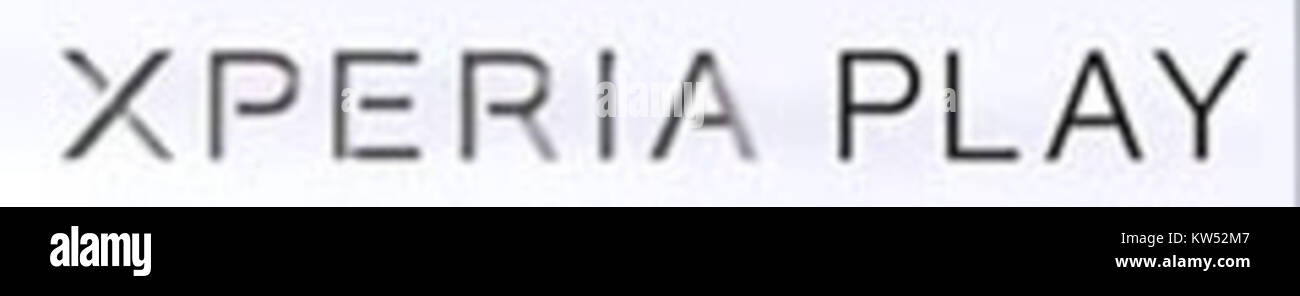 Xperia Play è un dispositivo di gioco mobile sviluppato da Sony Ericsson, noto per le sue capacità di gioco e l'integrazione dei controlli fisici in uno smartphone, rilasciato nei primi anni '2010 Foto Stock