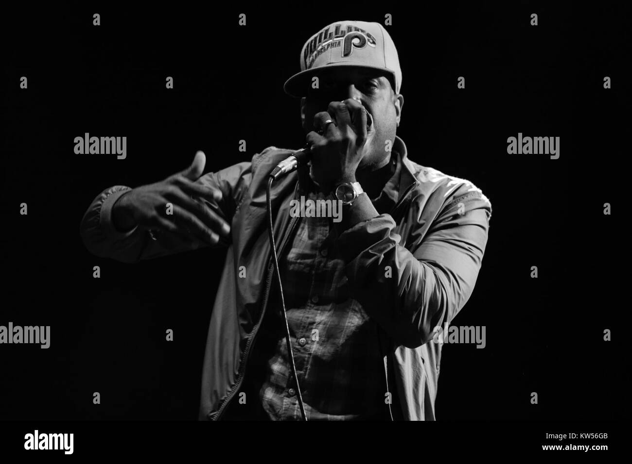 L'esibizione Black Star al Dour Festival nel 2012 fu un evento notevole nella storia della musica. Conosciuto per il loro stile unico, il gruppo si è esibito per un pubblico entusiasta al famoso festival belga. Foto Stock