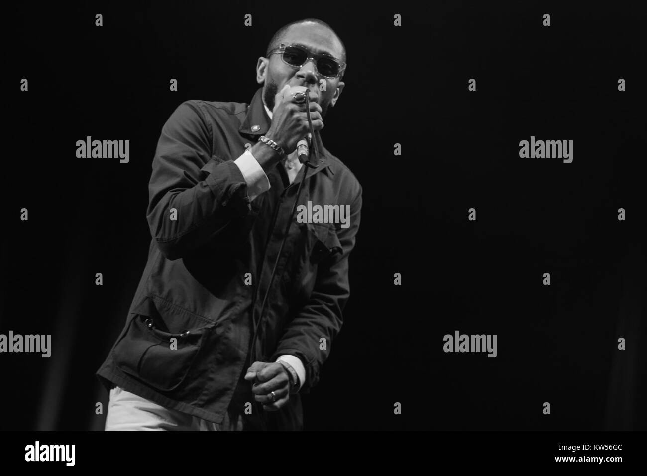 Black Star si è esibita al Dour Festival nel 2012, uno dei principali festival musicali in Belgio. La loro esibizione faceva parte di una più ampia celebrazione della musica e della cultura. Foto Stock